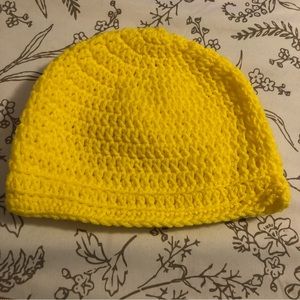 Crocheted cap – bright yellow